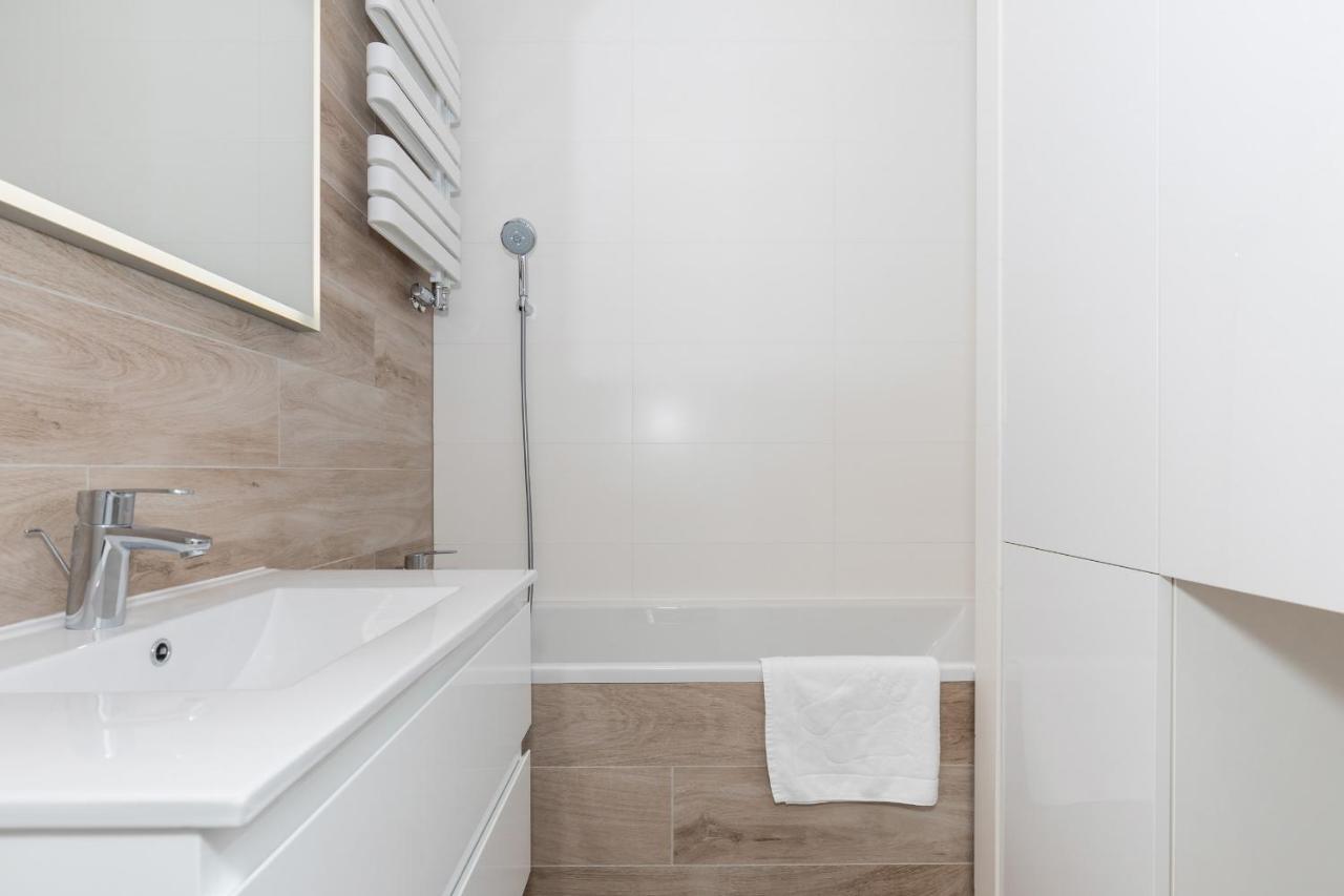 Apartament Z Widokiem Na Port Swinoujscie By Noclegi Renters Екстер'єр фото